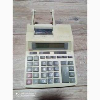 Калькулятор Б/У с функцией печати в хорошем, рабочем состоянии