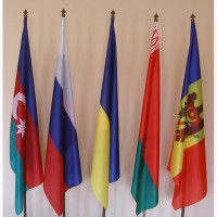Кабинетная подставка с флагом Украины за 1780 грн