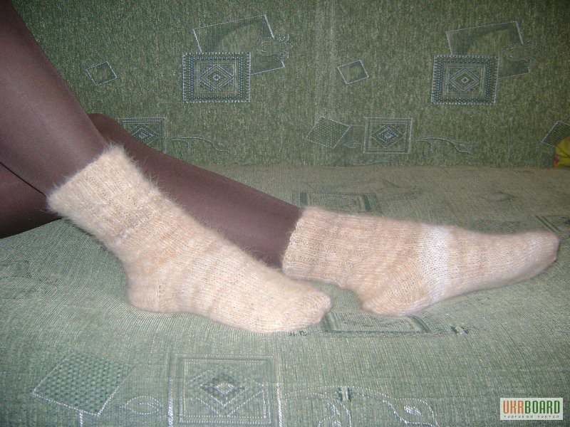 Фото 2. Лечебные и теплые носки из собачьей шерсти