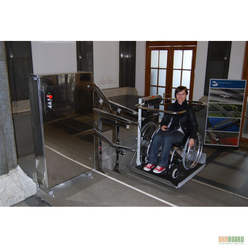 Фото 2. Лифты для инвалидов