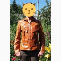 Продам стильную кожаную куртку женскую 42-44 р-р