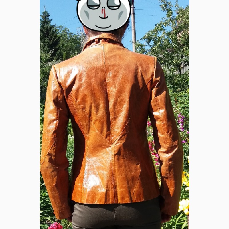 Фото 4. Продам стильную кожаную куртку женскую 42-44 р-р