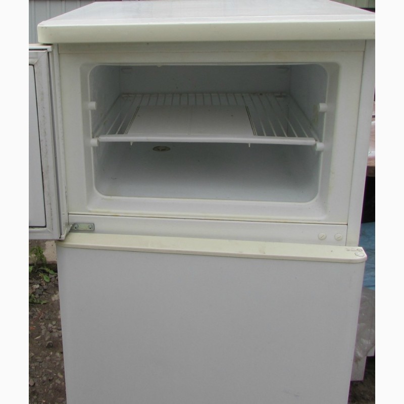 Фото 3. Холодильник з морозильною камерою -atlas c Германии