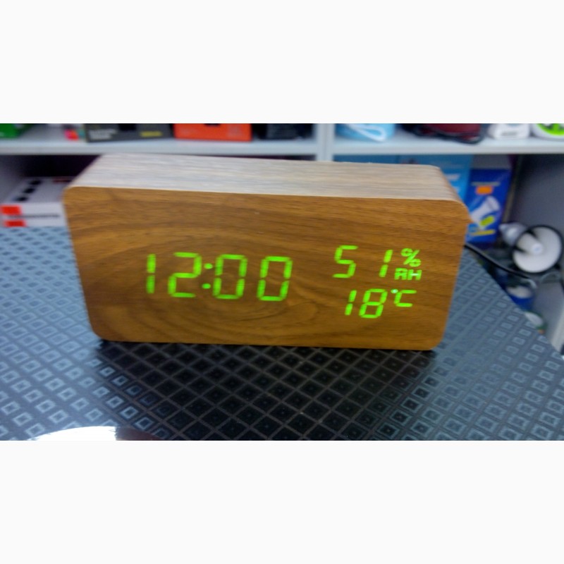 Фото 6. Деревянные Настольные часы VST-862S с термометром светлое дерево зеленая подсветка Часы
