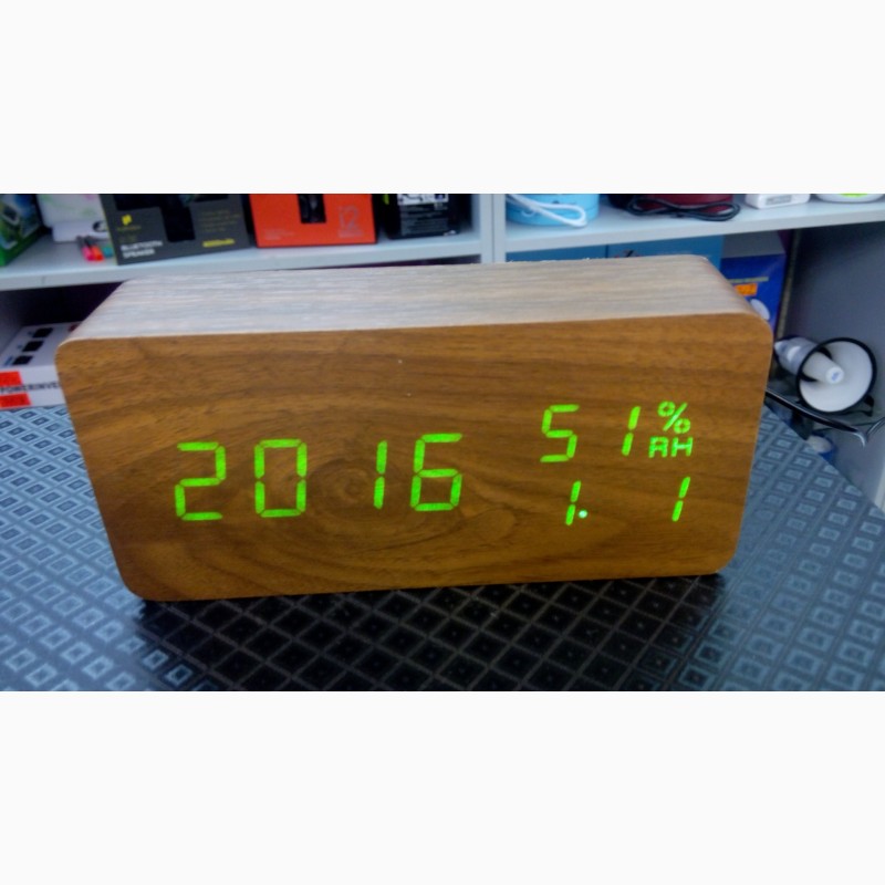 Фото 7. Деревянные Настольные часы VST-862S с термометром светлое дерево зеленая подсветка Часы