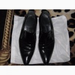 Продам мужские туфли б/у, черные лаковые Италия красивые, элегантные 41 размера Vero cuoio