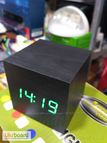 Фото 2. Настольные деревянные Часы Cube светодиодные Будильник в виде куба Настольные часы