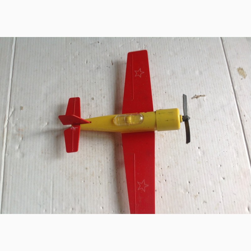 Фото 17. Электро механическая игрушка управляемый спортивный самолёт. 1980г. СССР