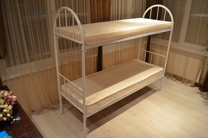 Фото 7. Металлические кровати: односпальная кровать бюджетная, двухъярусные кровати