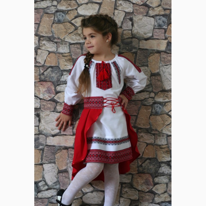 Фото 2. Вишитий український костюм для дівчинки Стильна україночка