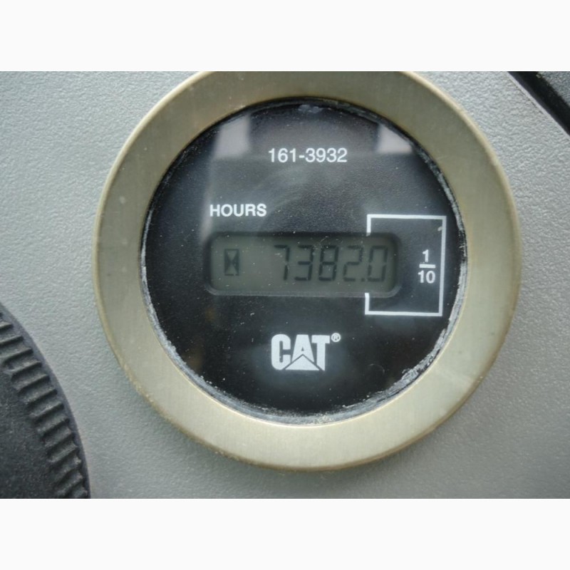 Фото 7. Экскаватор-погрузчик CAT 432E (2008 г)