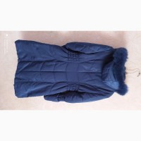 Женское стеганное пальто на синтепоне, натуральный мех разм. 48-50