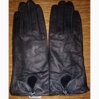 Кожаные, женские перчатки лепесток