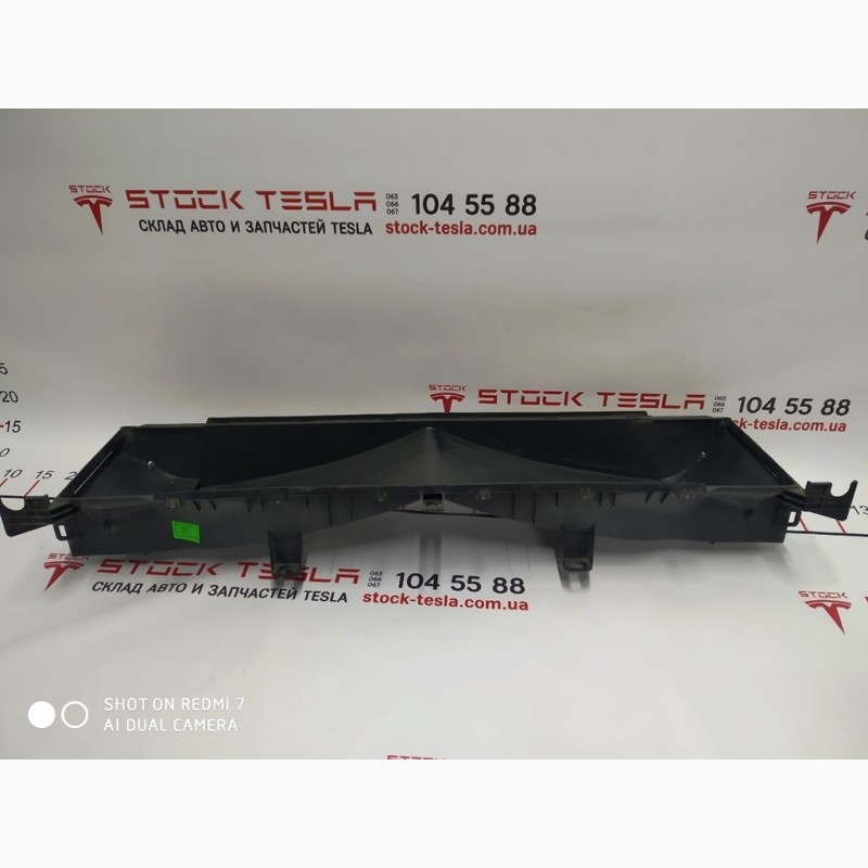 Фото 3. Воздуховод центрального радиатора RWD Tesla model S 1007256-00-K 1007256-00
