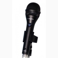 Продам динамический микрофон TC-HELICON MP-75