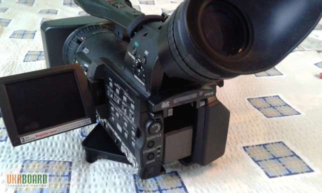 Видеокамера Panasonic AG-HMC151 EJ