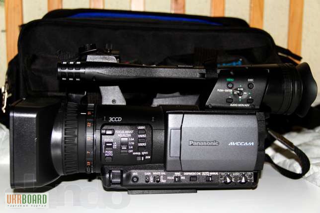 Фото 4. Видеокамера Panasonic AG-HMC151 EJ