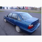 Daewoo Nexia синего цвета. 1997 г. в. Одесса. Хорошее состояние. На газу и бензине.