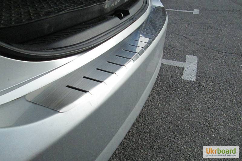 Фото 4. Тюнинг продам накладку на задний бампер Mazda 5 2005-2010