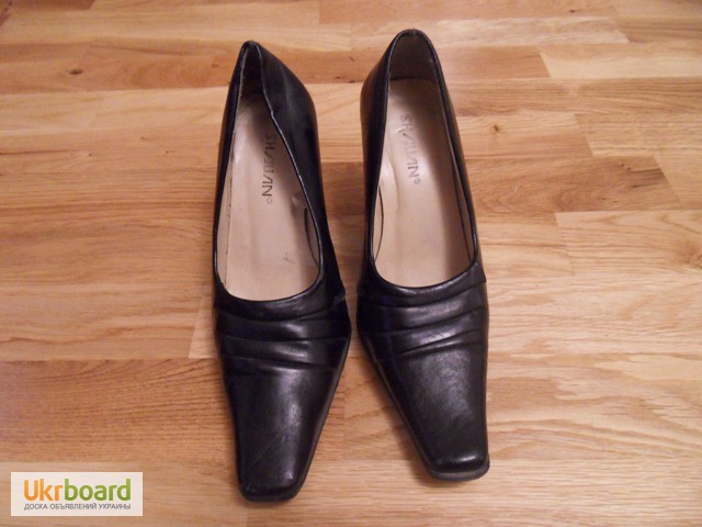 Туфли женские размер 36 черные закрытые б/у