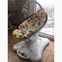 Продам кресло качалку mamaroo