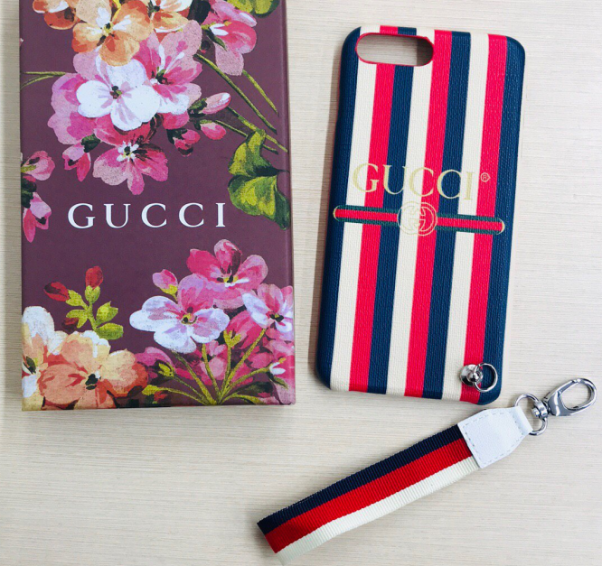 Фото 13. Чехол брендовый iPhone XS X 7/8+ 7/8 Gucci Logo Sylye Leather Blind for Love Gucci