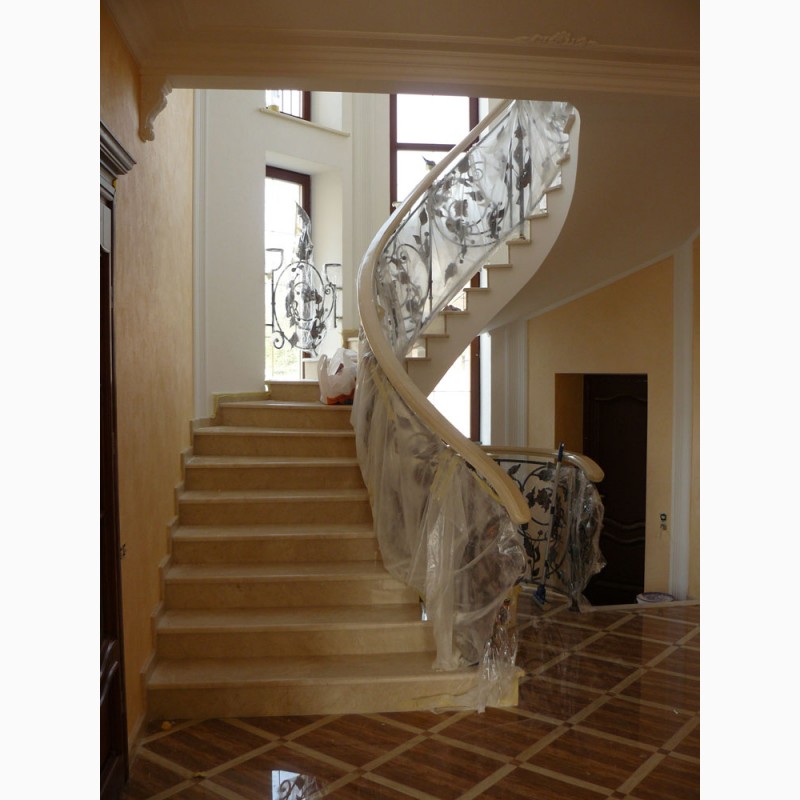 Фото 3. Лестница из натурального камня