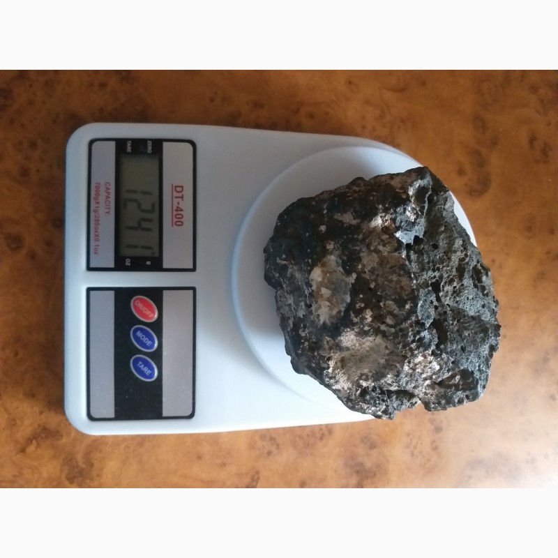 Фото 3. Метеорит железокаменный(мезосидерит)