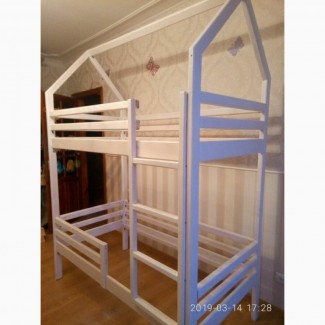 Двухъярусная кровать-домик-4500 гривенн