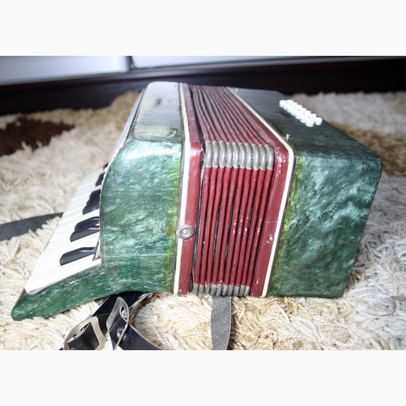 Фото 4. Дитячий акордеон Малиш в гарному стані з футляром