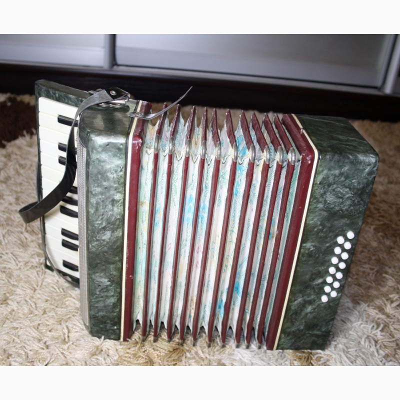 Фото 7. Дитячий акордеон Малиш в гарному стані з футляром