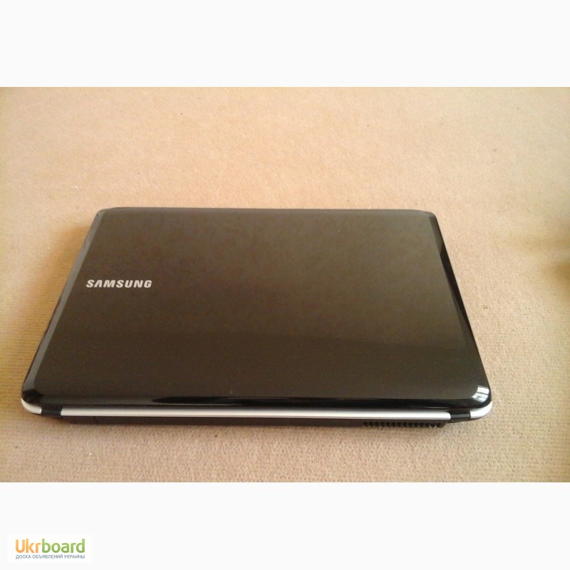 Фото 2. Мощный 2-х ядерный ноутбук Samsung RV508