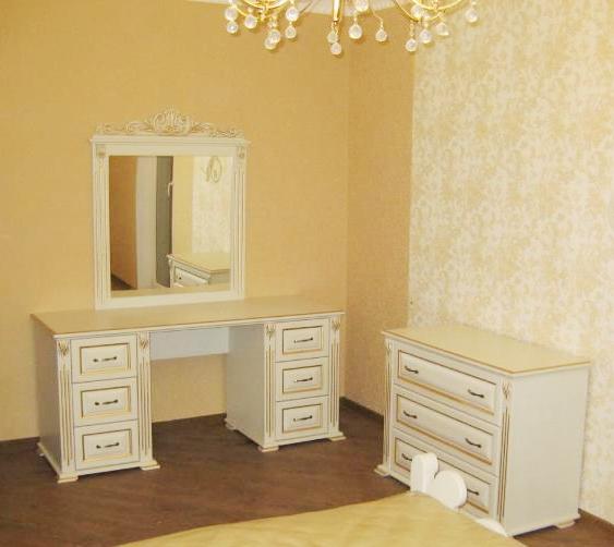 Фото 2. Туалетный столик Лорен с зеркалом