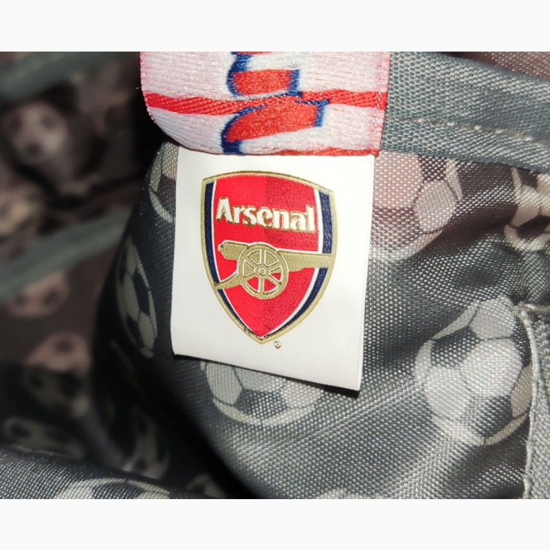 Фото 5. Сумка через плечо с символикой FC Arsenal London