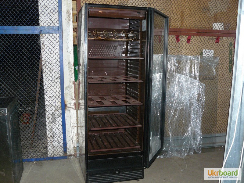 Фото 2. Продам холодильный шкаф DERBY Global 38 CD Wine б/у для кафе, бара, ресторана