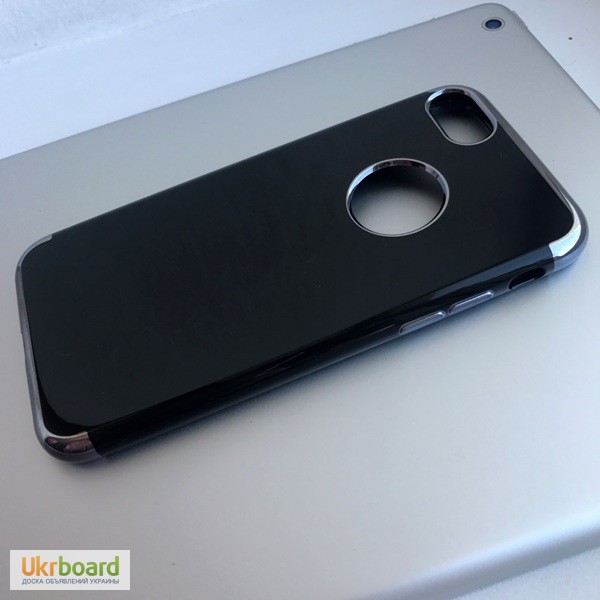 Фото 3. Силиконовый черный чехол на iPhone 7/8 Royal Luxury