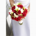 Букет невесты, бутоньерка, браслет из цветов, свадебная флористика