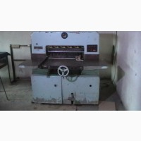 Одноножевая бумагорезательная машина