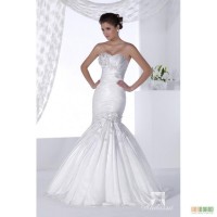 Продам елегантне весільне плаття фасону рибка