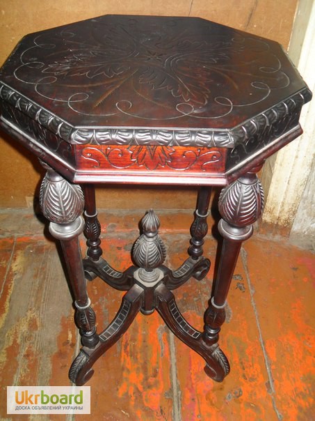 Фото 6. Продам Старинный восьмигранный столик, середины 19 века