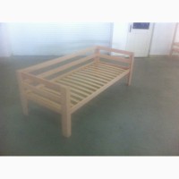 Кровать деревянная с бортиками 80*190 см