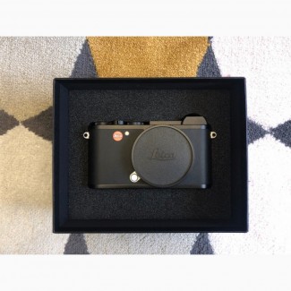 Цифровая фотокамера Leica CL 24 MP