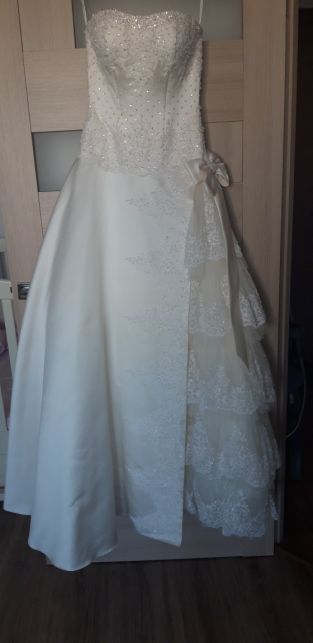 Фото 2. Свадебное платье фирмы Rozmarini