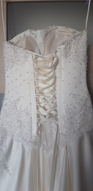 Фото 3. Свадебное платье фирмы Rozmarini