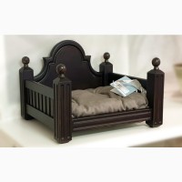 Деревянная кроватка для питомца