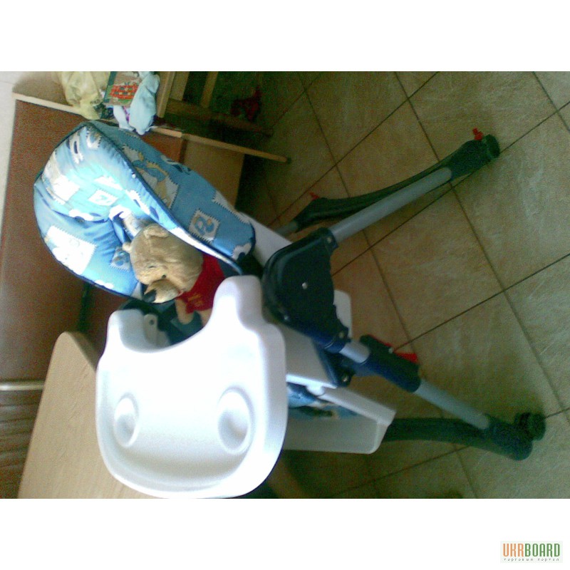 Фото 2. Детский стульчик для кормления Pierre Cardin