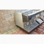 Продам недорого профессиональную кофе машину Nuova Simonelli Aurelia б/у