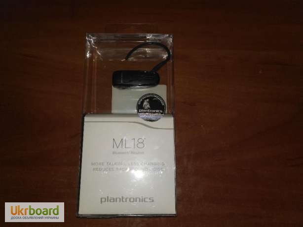 Фото 3. Продам Bluetooth-гарнитуру Plantronics ML18