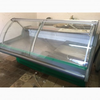 Продам б/у холодильную витрину Джорджия длинной 2 метра (динамика)