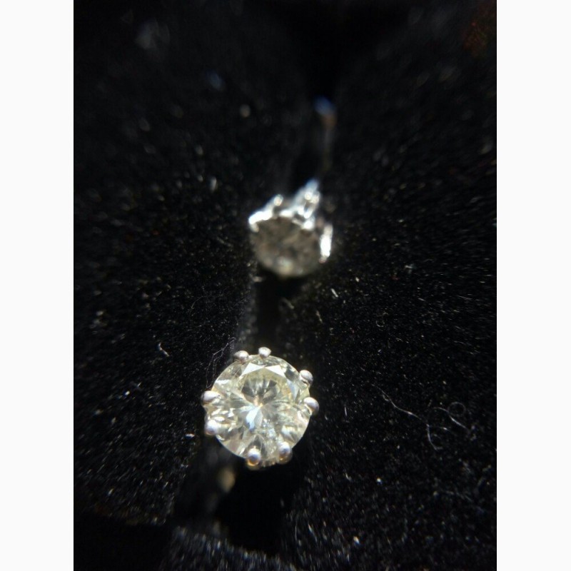 Фото 9. Серьги-пусеты с бриллиантами 0.49 карата